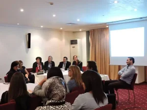 Tables-rondes-Management-_-Marketing